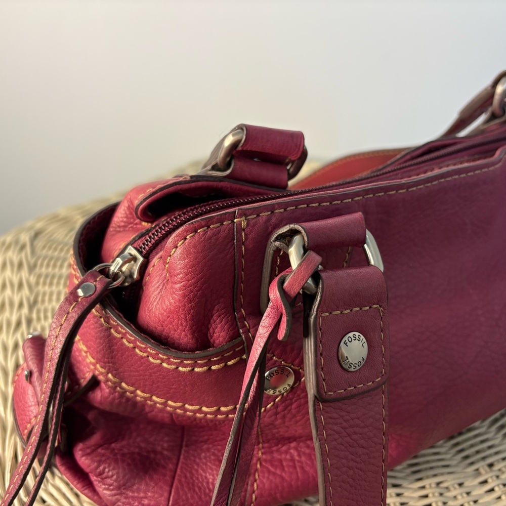 Fossil Pink Leather Shoulder Bag - Picture 6 of 11